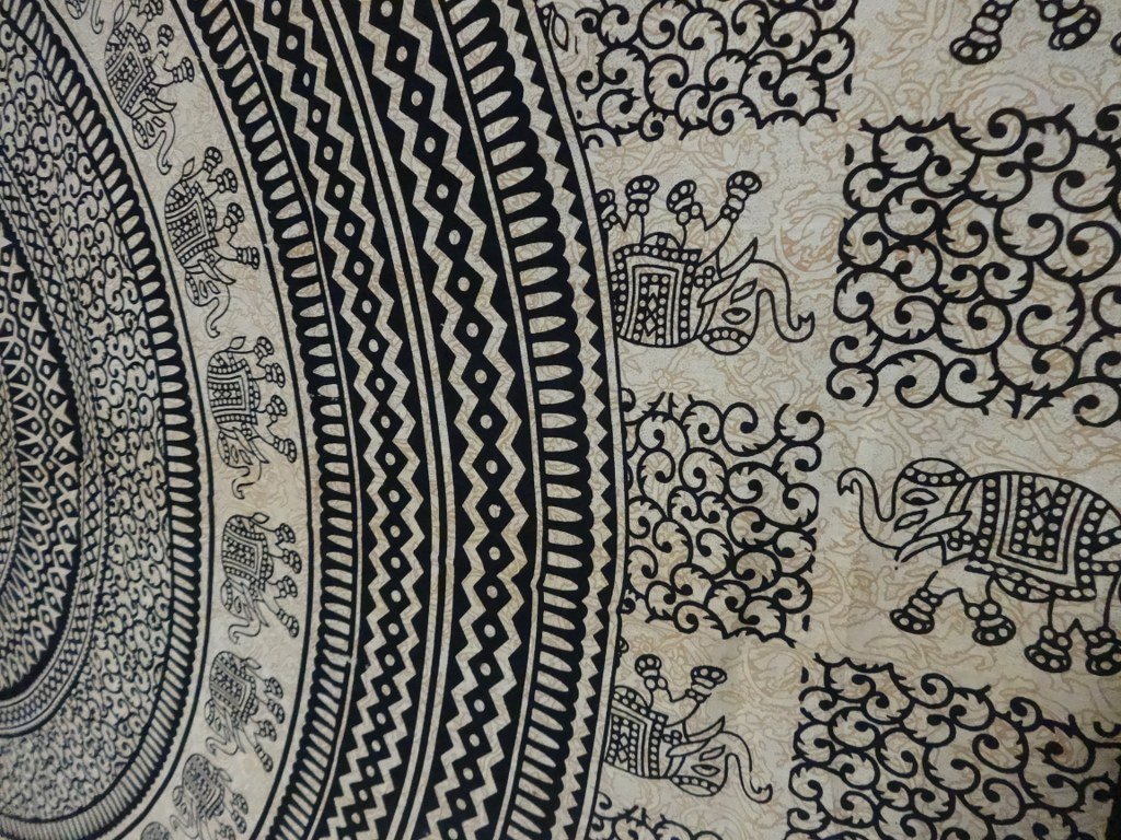 Trade Star 100% Cotton Wall Hanging Mandala Wall Tapestries Bohemian Queen Bedding Elephant Printed Picnic Blanket Queen Size Cotton Bed Cover Indian Wall Art Cotton Tapestry - Image 4