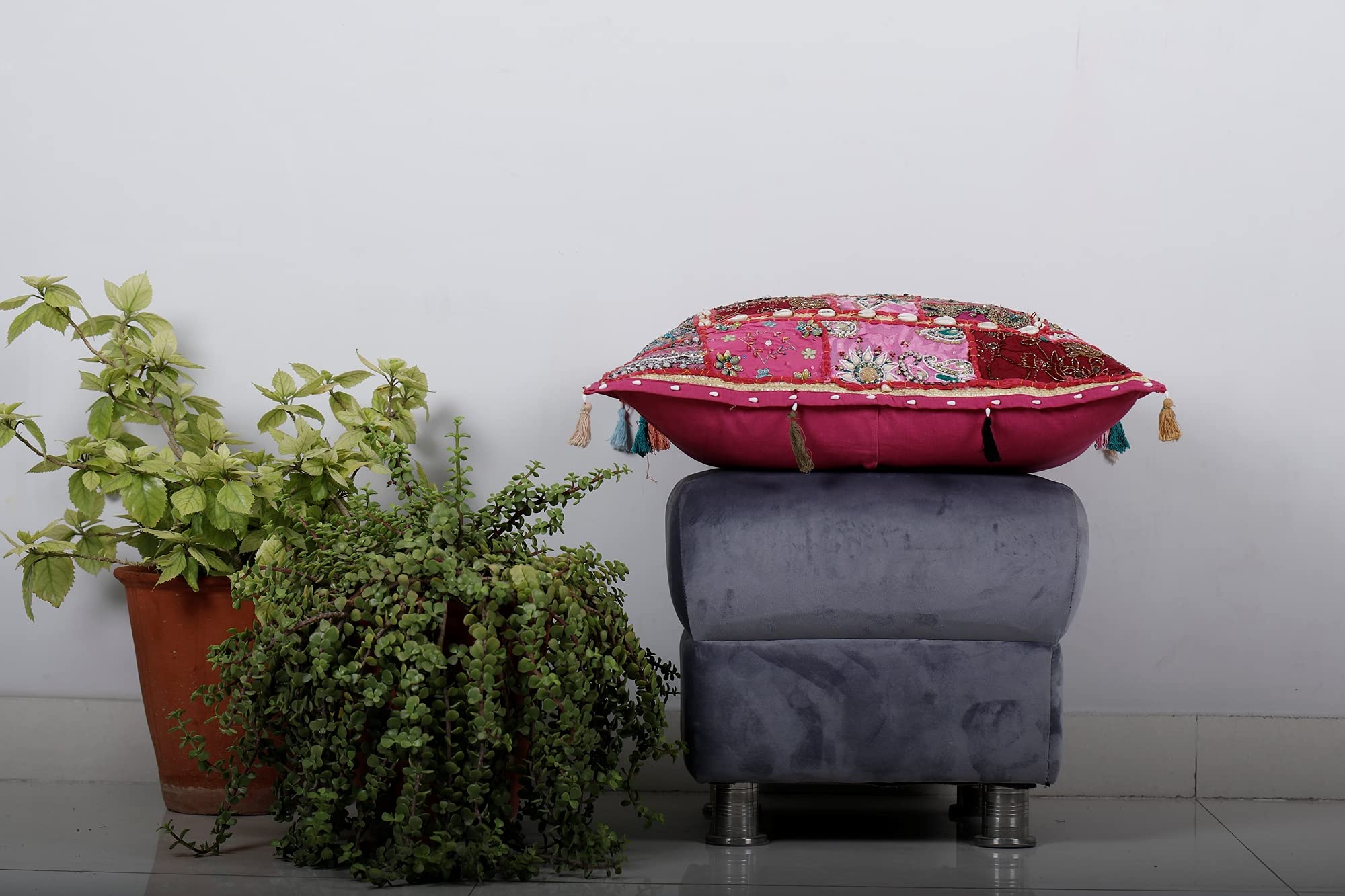 Trade Star Indian Patchwork Cushion Covers 24x24 Inches Farmhouse Decor Pillow Covers Vintage Throw Pillow Cases Pink Beaded Sofa Decor Cushion Cases (Pattern 2) - Image 4