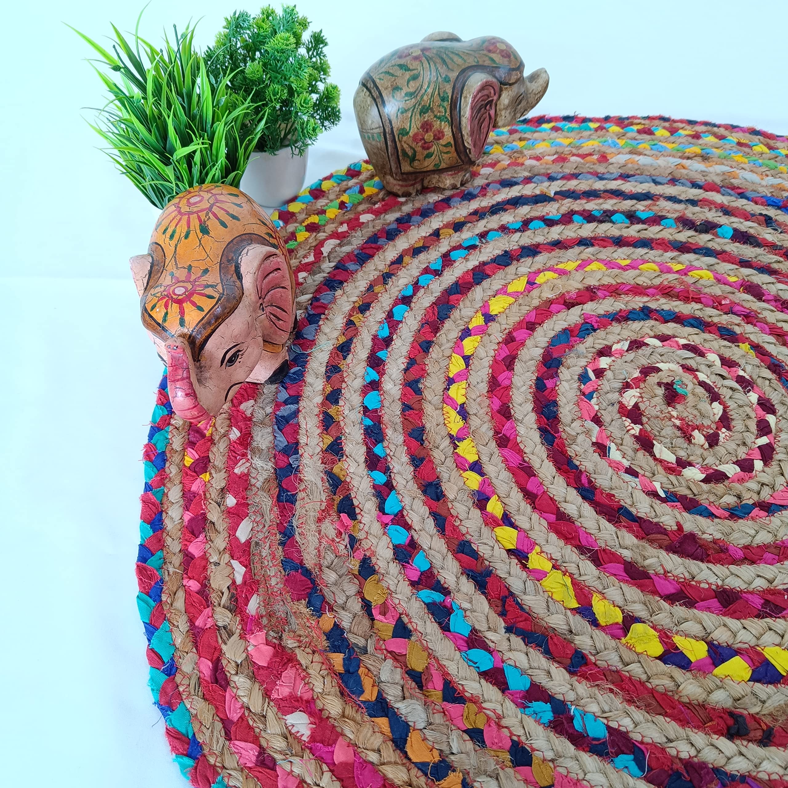 Trade Star Round Braided Rug Fall Decor 28" Decorative Floor Mat Handmade Carpet Assorted Decor Reversible Outdoor Indian Rug Beautiful Floor Multi Color Rug for Living Room - Image 3